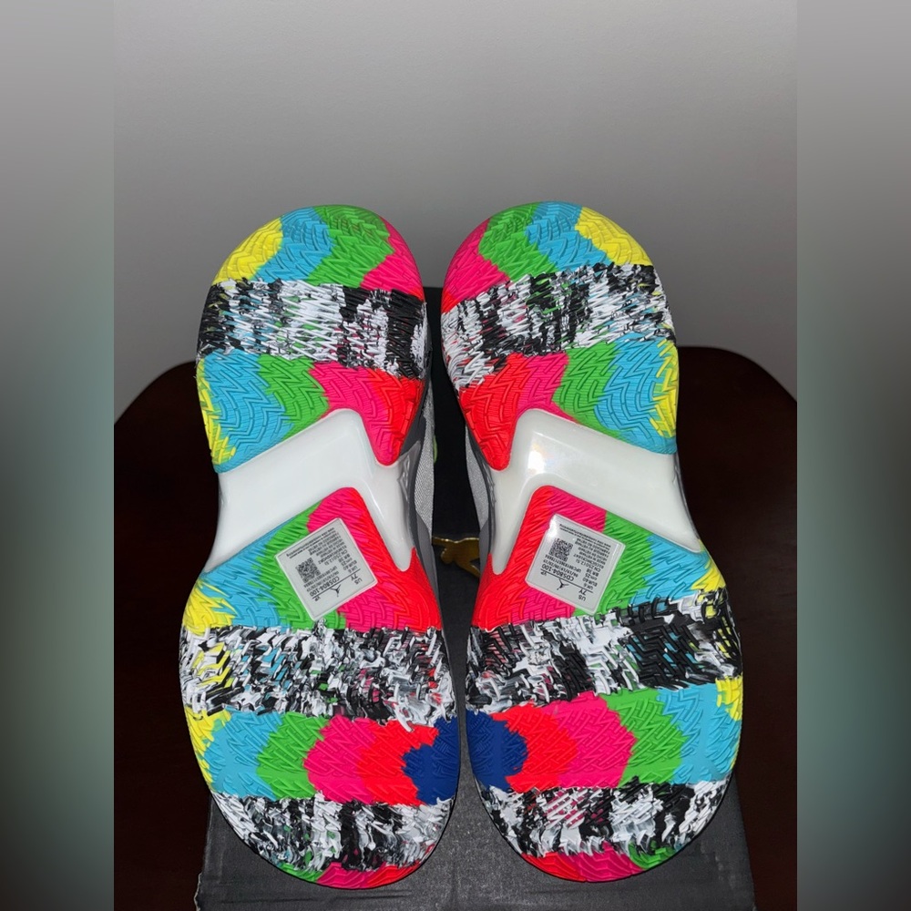 AIR JORDAN WHY NOT ZER0.3 “WESTBROOK” BRAND NEW GRADE SCHOOL SIZE 7Y - Picture 3 of 4